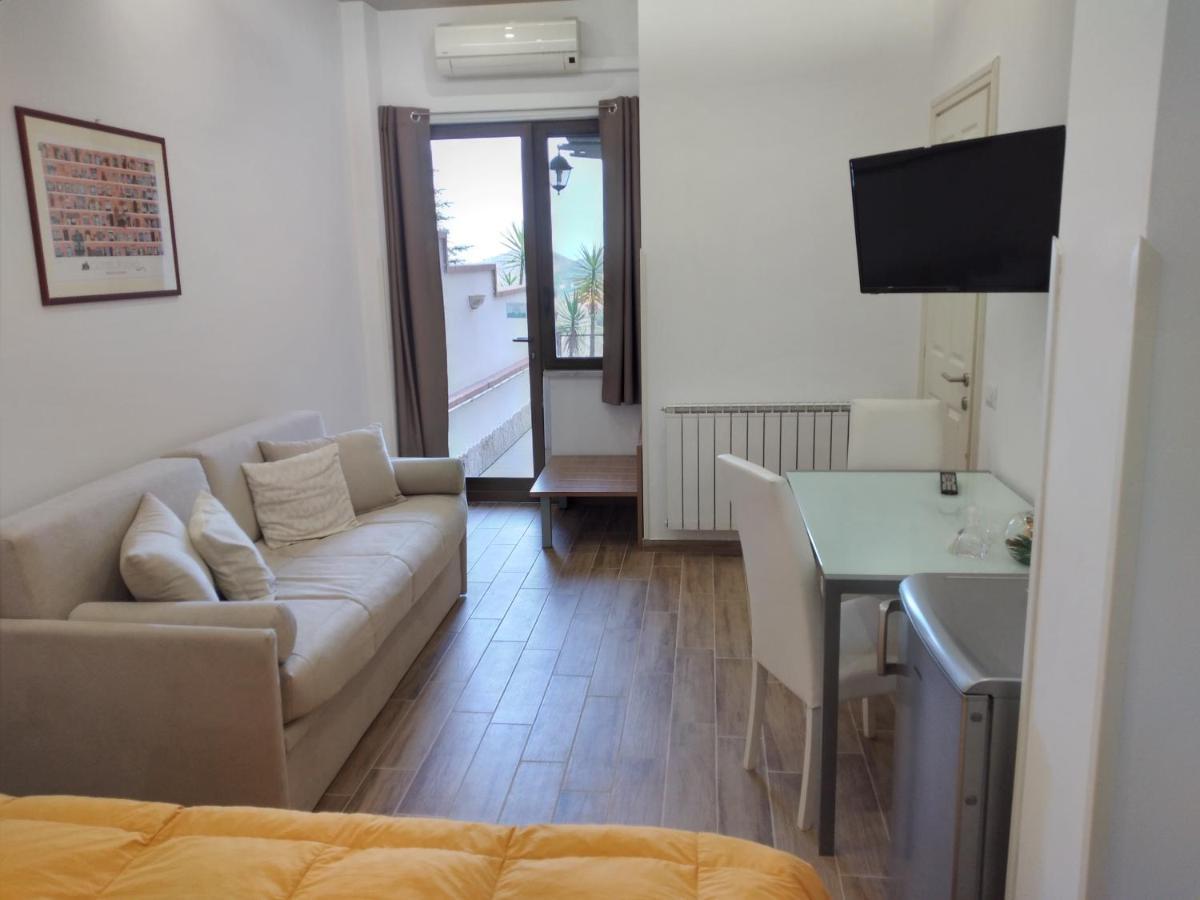 קסטלבונו B&B Villa Letizia מראה חיצוני תמונה